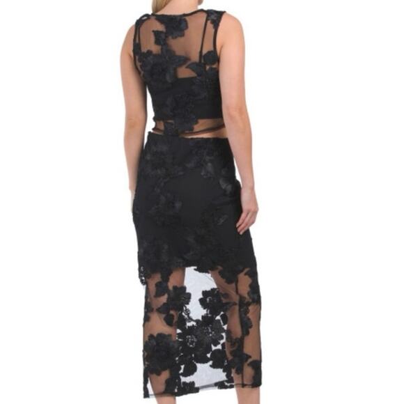 CAMILA COELHO Pull On Set Embroidered Floral Black Top And Maxi Skirt Sz XS NWT - Picture 10 of 10